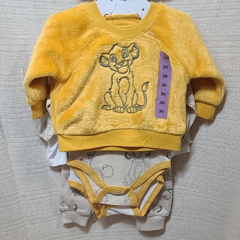 Simba Golden Baby Outfit 4 Pc Set Onsies(2), Pants, Fury Sweatshirt NWT